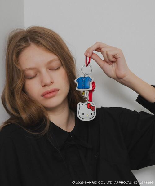 SENSE OF PLACE by URBAN RESEARCH（センスオブプレイスバイアーバンリサーチ）の「別注｢ハローキティ｣ハッピーチャーム（キーホルダー・レディース・シルバー系その他・ONE）」の2枚目の写真