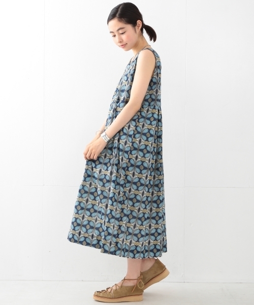 BEAMS BOY（ビームスボーイ）の「OZ CREATION / バティック 切替ノースリーブワンピース（ワンピース・レディース・グリーン/ブルー・ONE SIZE）」の7枚目の写真