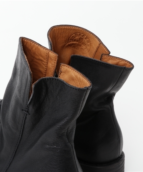 FIORENTINI + BAKER（フィオレンティーニベーカー）の