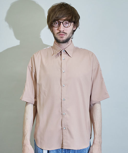 UNITED TOKYO（ユナイテッドトウキョウ）の「リラックスショートスリーブシャツ（シャツ/ブラウス・メンズ・ピンク/グレー/オフホワイト・3/1/2）」の12枚目の写真