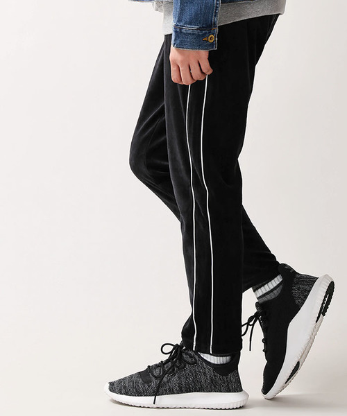 WEGO（ウィゴー）の「WEGO/ベロアトラックパンツ（その他パンツ・メンズ・ブラック/ネイビー・MEDIUM/LARGE）」の2枚目の写真