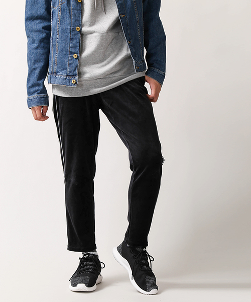 WEGO（ウィゴー）の「WEGO/ベロアトラックパンツ（その他パンツ・メンズ・ブラック/ネイビー・MEDIUM/LARGE）」の13枚目の写真