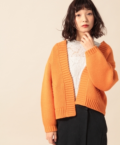 LOWRYS FARM（ローリーズファーム）の「１．５Ｇカーディガン　784008 （カーディガン/ボレロ・レディース・ベージュ/オレンジ/オフホワイト/ブラック・LARGE/MEDIUM）」の17枚目の写真