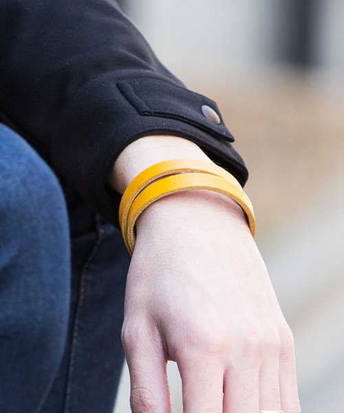 NANO universe（ナノユニバース）の「ダブルイタリーレザーブレス（ブレスレット・メンズ・ブラック/ネイビー/イエロー/キャメル/レッド・FREE）」の3枚目の写真