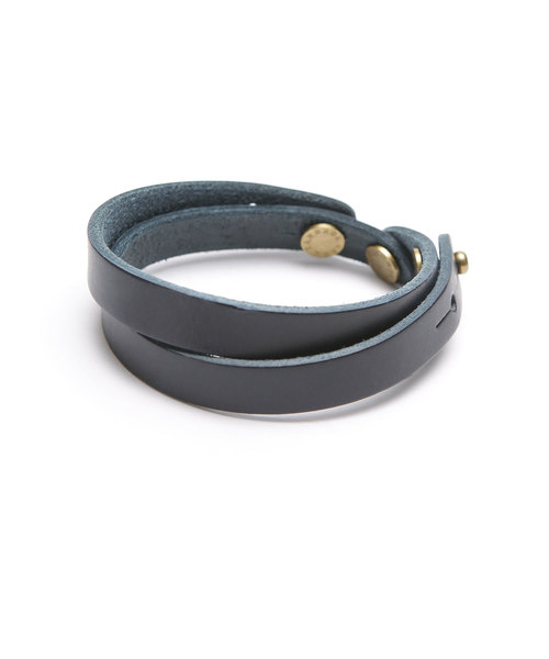 NANO universe（ナノユニバース）の「ダブルイタリーレザーブレス（ブレスレット・メンズ・ブラック/ネイビー/イエロー/キャメル/レッド・FREE）」の11枚目の写真