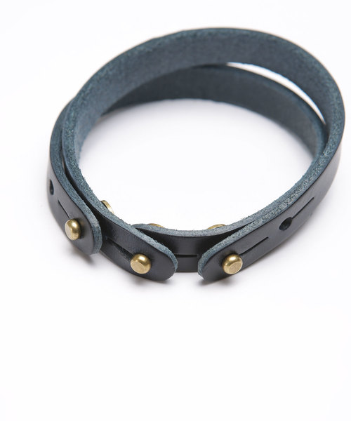 NANO universe（ナノユニバース）の「ダブルイタリーレザーブレス（ブレスレット・メンズ・ブラック/ネイビー/イエロー/キャメル/レッド・FREE）」の9枚目の写真