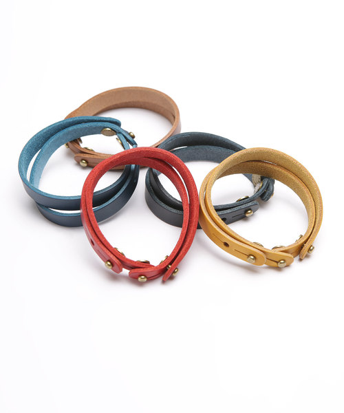 NANO universe（ナノユニバース）の「ダブルイタリーレザーブレス（ブレスレット・メンズ・ブラック/ネイビー/イエロー/キャメル/レッド・FREE）」の6枚目の写真