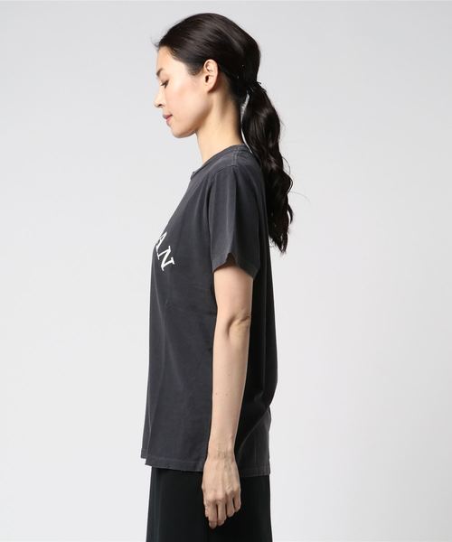 REMI RELIEF(レミレリーフ)の「REMI RELIEF プリントT(Tシャツ/カットソー・レディース・オフホワイト/ベージュ/ブラック・FREE)」の13枚目の写真