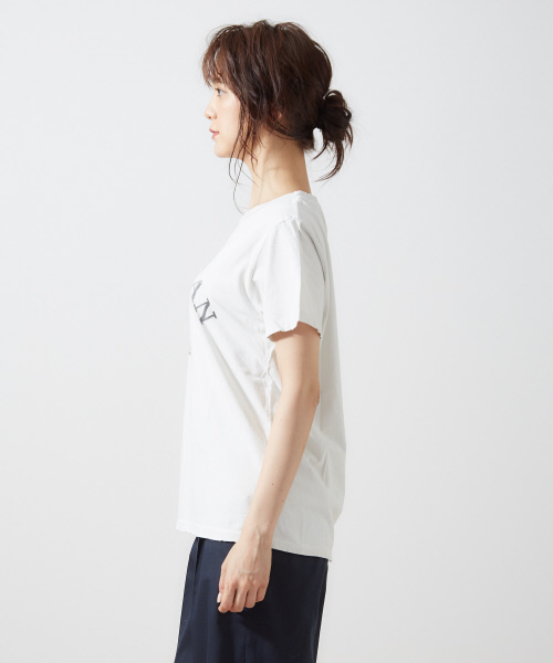 REMI RELIEF(レミレリーフ)の「REMI RELIEF プリントT(Tシャツ/カットソー・レディース・オフホワイト/ベージュ/ブラック・FREE)」の5枚目の写真