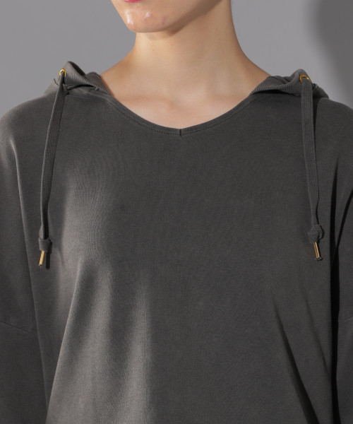 PAGEBOY(ページボーイ)の「VINTAGEユルパーカー(パーカー・レディース・チャコールグレー/アイボリー/サックスブルー・FREE)」の12枚目の写真