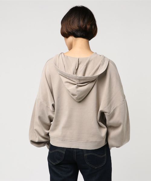 PAGEBOY(ページボーイ)の「VINTAGEユルパーカー(パーカー・レディース・チャコールグレー/アイボリー/サックスブルー・FREE)」の5枚目の写真