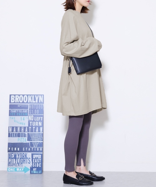 reca（レカ）の「ゆったりラフな着心地◆超ビッグシルエットカットソー（Tシャツ/カットソー・レディース・ブラック/ベージュ/アイボリー/ブラウン/ブルー系その他・FREE）」の22枚目の写真