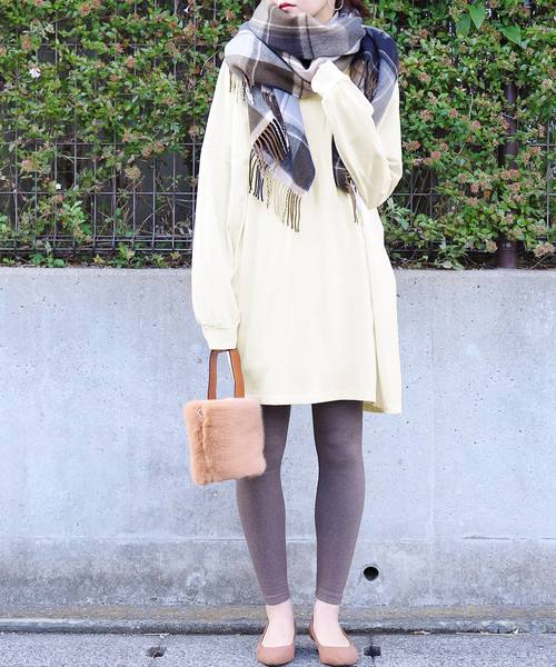 reca（レカ）の「ゆったりラフな着心地◆超ビッグシルエットカットソー（Tシャツ/カットソー・レディース・ブラック/ベージュ/アイボリー/ブラウン/ブルー系その他・FREE）」の15枚目の写真