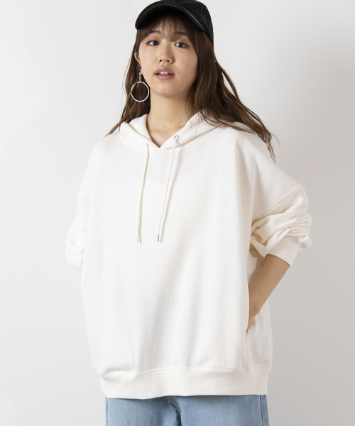 WEGO(ウィゴー)の「WEGO/デイリーカラールーズパーカー(パーカー・レディース・ホワイト/パープル/ピンク/杢グレー/ライトイエロー/ベージュ/ライトパープル・FREE)」の2枚目の写真