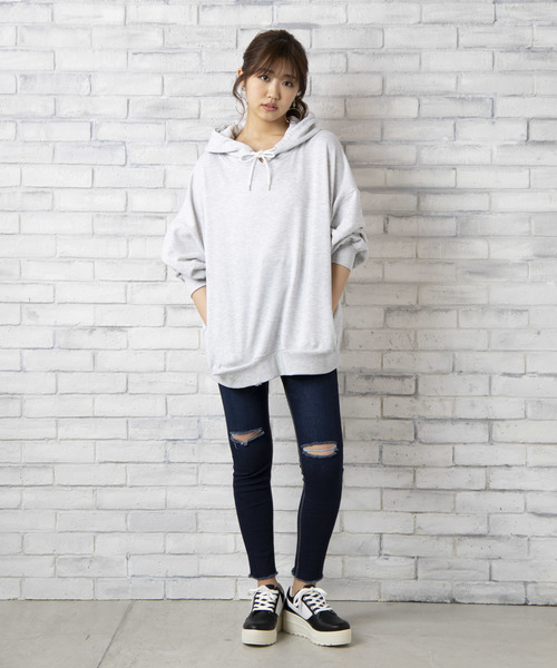 WEGO(ウィゴー)の「WEGO/デイリーカラールーズパーカー(パーカー・レディース・ホワイト/パープル/ピンク/杢グレー/ライトイエロー/ベージュ/ライトパープル・FREE)」の13枚目の写真