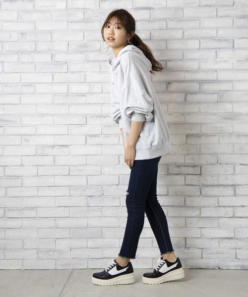 WEGO(ウィゴー)の「WEGO/デイリーカラールーズパーカー(パーカー・レディース・ホワイト/パープル/ピンク/杢グレー/ライトイエロー/ベージュ/ライトパープル・FREE)」の15枚目の写真