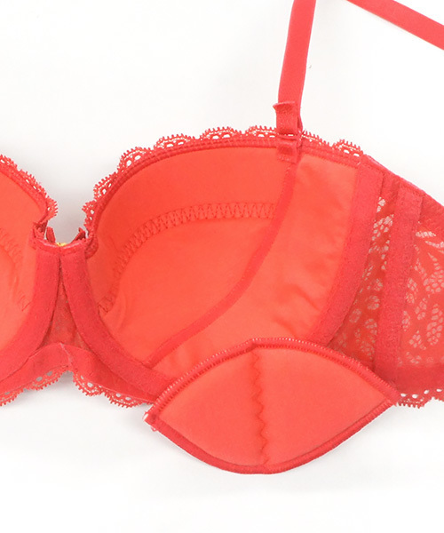 ANNEBRA(アンブラ)の「Casablanca 1/2はぎカップブラジャー(ブラジャー・レディース・ベージュ/レッド・B70/C70/D70/B75/C75/D75/E70/E75/F70/F75/E80/C80/D80/G70/G75)」の11枚目の写真