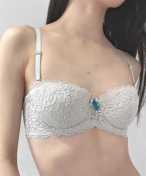 ANNEBRA(アンブラ)の「Casablanca 1/2はぎカップブラジャー(ブラジャー・レディース・ベージュ/レッド・B70/C70/D70/B75/C75/D75/E70/E75/F70/F75/E80/C80/D80/G70/G75)」の21枚目の写真