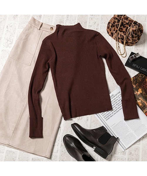 fifth（フィフス）の「ロールアップスリーブリブハイネック（ニット/セーター・レディース・ベージュ/ブルー/ブラウン・MEDIUM）」の21枚目の写真