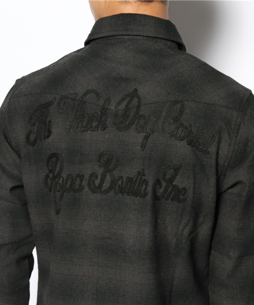 WEGO（ウィゴー）の「WEGO/オンブレ刺繍シャツ（シャツ/ブラウス・メンズ・ブラック/レッド・MEDIUM/LARGE）」の10枚目の写真