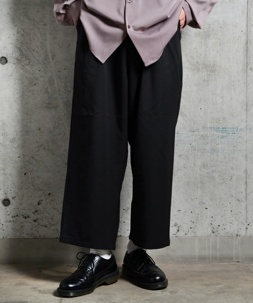 kutir（クティール）の「２タックワイドスラックスパンツ（その他パンツ・メンズ・ブラック/ベージュ/グレー・SMALL/MEDIUM/LARGE）」の2枚目の写真