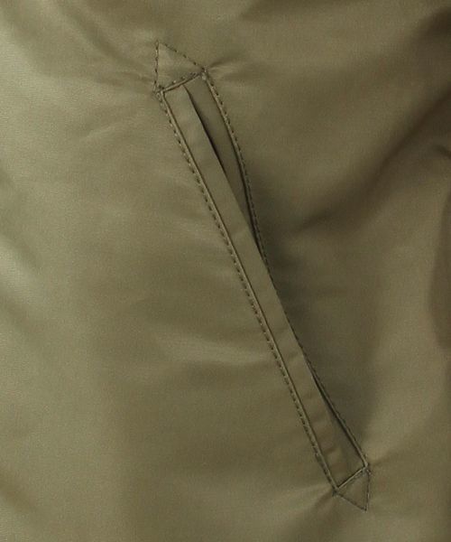 coen（コーエン）の「MA-1 フライトジャケット（ミリタリージャケット・メンズ・オリーブ/ブラック・LARGE/MEDIUM/X-LARGE/SMALL）」の12枚目の写真