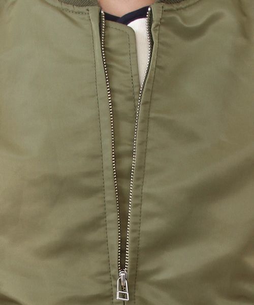 coen（コーエン）の「MA-1 フライトジャケット（ミリタリージャケット・メンズ・オリーブ/ブラック・LARGE/MEDIUM/X-LARGE/SMALL）」の13枚目の写真