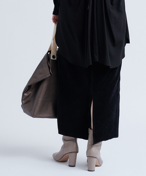 DouDou（ドゥドゥ）の「コーデュロイジャージースカート（スカート・レディース・ブラック/グレイッシュベージュ/ボルドー・FREE）」の2枚目の写真