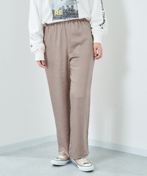 cepo（セポ）の「カラーサテンイージーパンツ（その他パンツ・レディース・ブラック/ベージュ/グレー/ブルー/グリーン/モカ・M）」の4枚目の写真