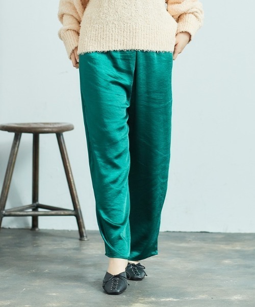 cepo（セポ）の「カラーサテンイージーパンツ（その他パンツ・レディース・ブラック/ベージュ/グレー/ブルー/グリーン/モカ・M）」の8枚目の写真