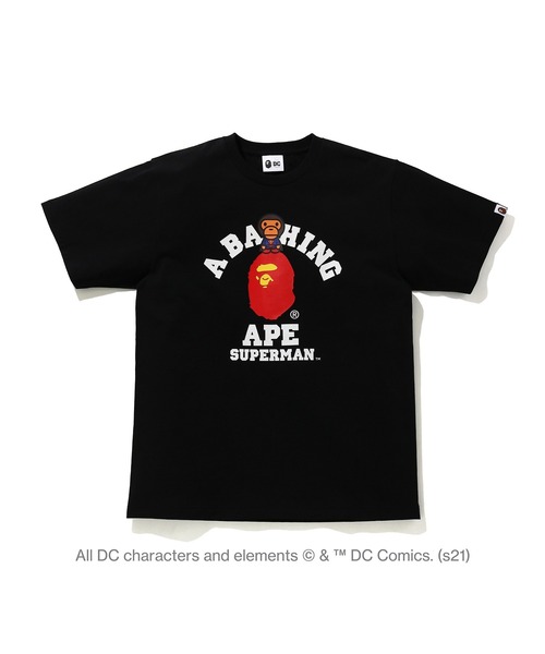 A BATHING APE(アベイシングエイプ)の「BAPE X DC BABY MILO SUPERMAN COLLEGE TEE M(Tシャツ/カットソー・メンズ・ホワイト/ブラック・MEDIUM/XX-LARGE/X-LARGE/SMALL/LARGE)」の2枚目の写真