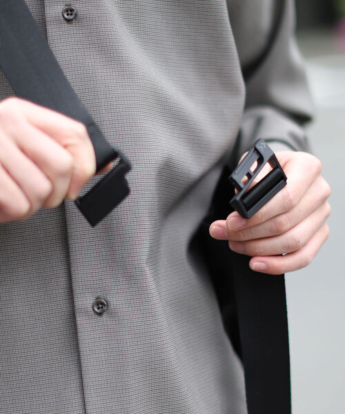 NOTIVE/CANTERA（ノーティブカンテラ）の「NOTIVE/CANTERA × BEAMS / 別注 Shoulder Bag（トートバッグ・メンズ・ブラック/オリーブ・ONE SIZE）」の8枚目の写真