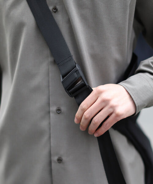 NOTIVE/CANTERA（ノーティブカンテラ）の「NOTIVE/CANTERA × BEAMS / 別注 Shoulder Bag（トートバッグ・メンズ・ブラック/オリーブ・ONE SIZE）」の10枚目の写真