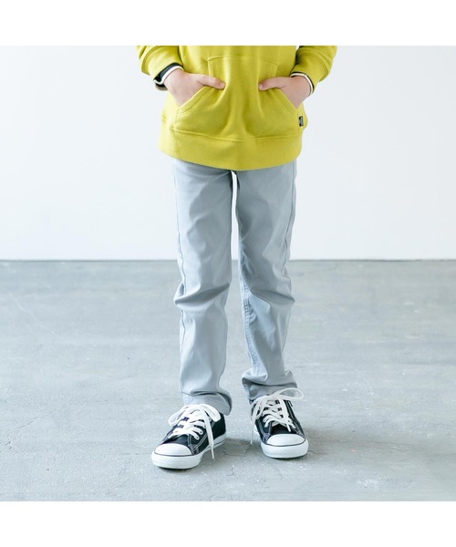 DILASH（ディラッシュ）の「ストレートパンツ（チノパンツ・キッズ・ブラウン/ネイビー/グレー・140/130/110/120/100/150/90/80）」の2枚目の写真