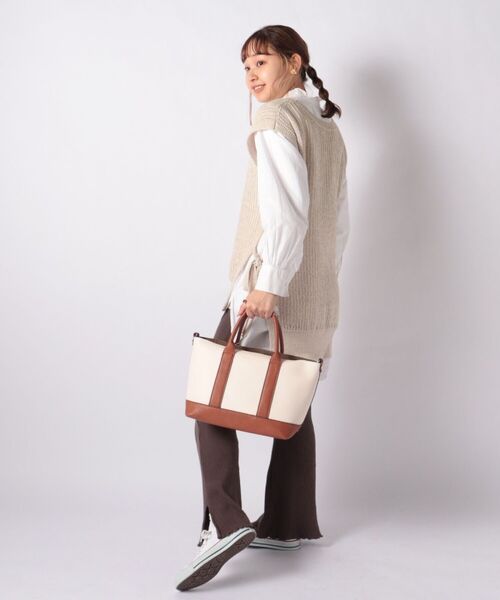 fredy repit（フレディレピ）の「フェイクレザーインポーチトートバッグ（トートバッグ・レディース・ブラック/キャメル・FREE）」の19枚目の写真