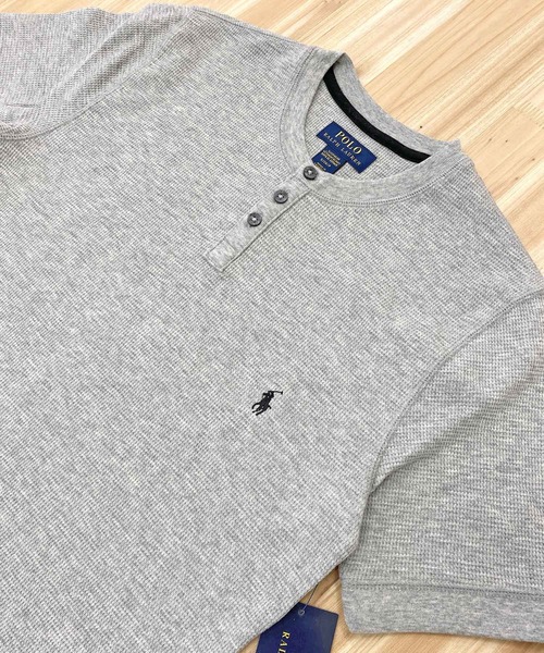 POLO RALPH LAUREN（ポロ ラルフ ローレン）の「サーマル ワッフル ヘンリーネック 半袖 Tシャツ（Tシャツ/カットソー・メンズ・ホワイト/ブラック/グレー/チャコール/ナチュラル/ネイビー・M/L/S）」の19枚目の写真