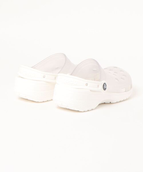 crocs（クロックス）の「クロックス crocs クラシック トランスルーセント クロッグ Classic Translucent Clog（サンダル・レディース・ホワイト/ブラック/ブルー系その他2/ピンク・22cm/23cm/24cm/25cm/26cm/27cm/28cm）」の5枚目の写真