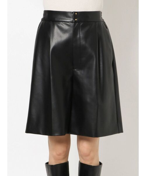 LAGUNAMOON（ラグナムーン）の「フェイクレザーショートパンツ（その他パンツ・レディース・アイボリー/ブラック・SMALL/MEDIUM）」の21枚目の写真