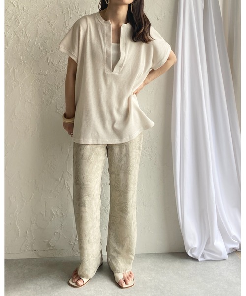 She's Closet（シーズクローゼット）の「深Vネックワッフルサイドスリットプルオーバー半袖Tシャツ（Tシャツ/カットソー・レディース・アイボリー/ブルーグレー/モカ・FREE）」の19枚目の写真