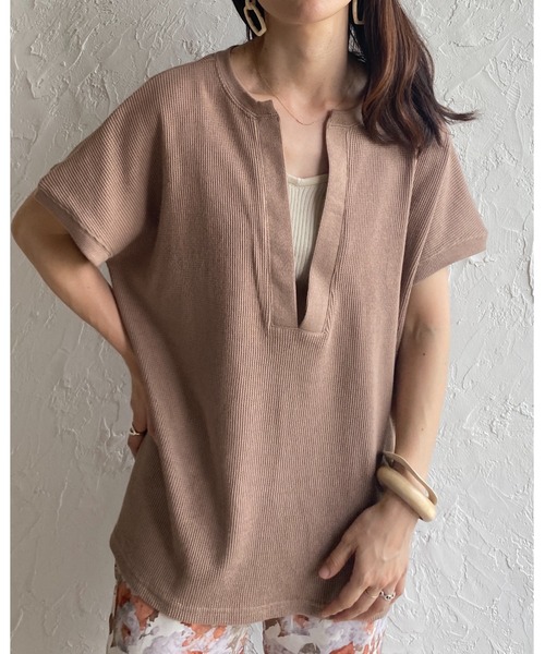 She's Closet（シーズクローゼット）の「深Vネックワッフルサイドスリットプルオーバー半袖Tシャツ（Tシャツ/カットソー・レディース・アイボリー/ブルーグレー/モカ・FREE）」の12枚目の写真