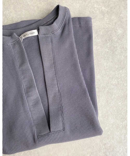 She's Closet（シーズクローゼット）の「深Vネックワッフルサイドスリットプルオーバー半袖Tシャツ（Tシャツ/カットソー・レディース・アイボリー/ブルーグレー/モカ・FREE）」の15枚目の写真