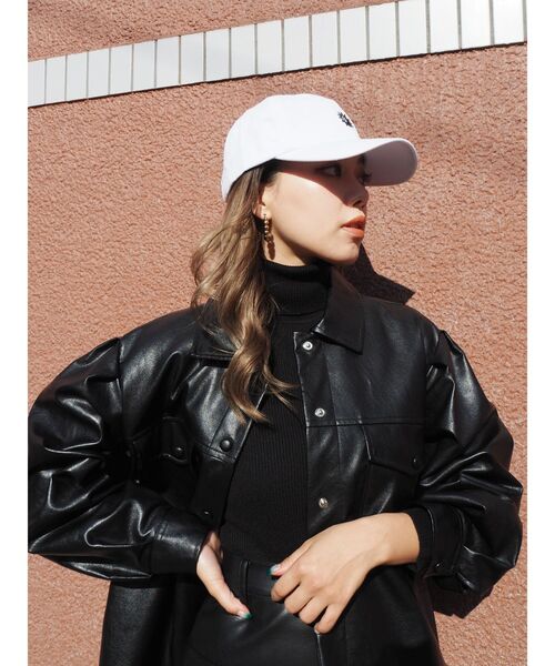 EVRIS(エヴリス)の「フェイクレザーボリュームスリーブジャケット【セットアップ着用可能】(テーラードジャケット・レディース・ブラック/ブラウン/アイボリー・FREE)」の8枚目の写真