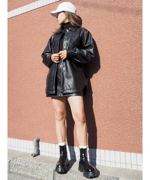 EVRIS(エヴリス)の「フェイクレザーボリュームスリーブジャケット【セットアップ着用可能】(テーラードジャケット・レディース・ブラック/ブラウン/アイボリー・FREE)」の11枚目の写真