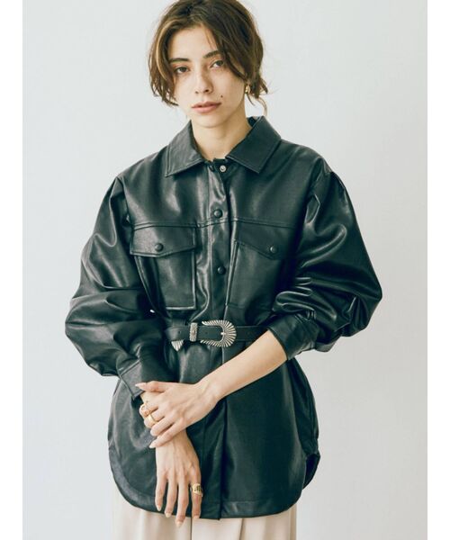 EVRIS(エヴリス)の「フェイクレザーボリュームスリーブジャケット【セットアップ着用可能】(テーラードジャケット・レディース・ブラック/ブラウン/アイボリー・FREE)」の22枚目の写真