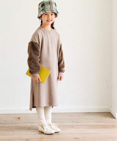 pairmanon（ペアマノン）の「【万能スウェット】ボア切替 ビッグシルエットロングワンピース（ワンピース・キッズ・ブラウン/ミント/ブラック/グレイッシュベージュ/モカ・100/120/150/130/140/110/90）」の11枚目の写真