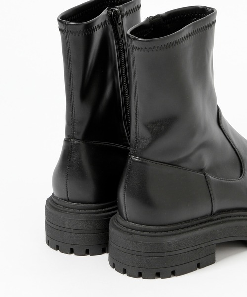 GLOBAL WORK（グローバルワーク）の「らくっション厚底ストレッチ/215700（ブーツ・レディース・アイボリー/ブラック・SMALL/MEDIUM/LARGE）」の14枚目の写真