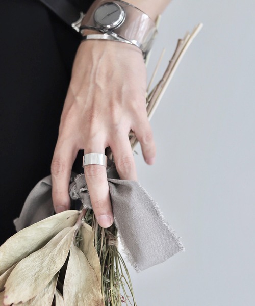 MinoriTY（マイノリティ）の「【MinoriTY】ミニマルシルバーリング シルバー925 メンズ ウィメンズ ユニセックス サイズ調整可能 指輪 アクセサリー（リング・メンズ・シルバー・FREE）」の5枚目の写真