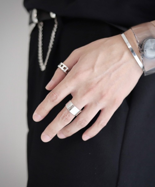 MinoriTY（マイノリティ）の「【MinoriTY】ミニマルシルバーリング シルバー925 メンズ ウィメンズ ユニセックス サイズ調整可能 指輪 アクセサリー（リング・メンズ・シルバー・FREE）」の13枚目の写真