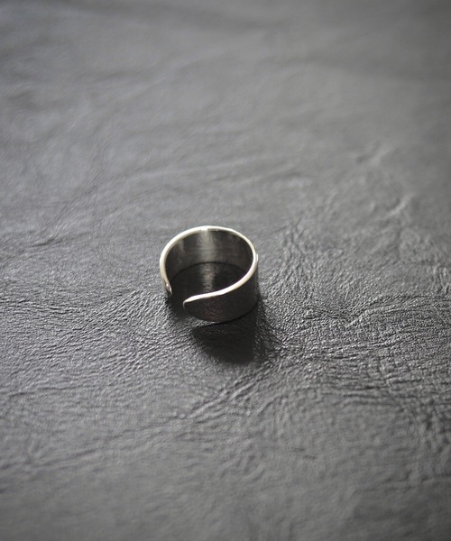 MinoriTY（マイノリティ）の「【MinoriTY】ミニマルシルバーリング シルバー925 メンズ ウィメンズ ユニセックス サイズ調整可能 指輪 アクセサリー（リング・メンズ・シルバー・FREE）」の7枚目の写真