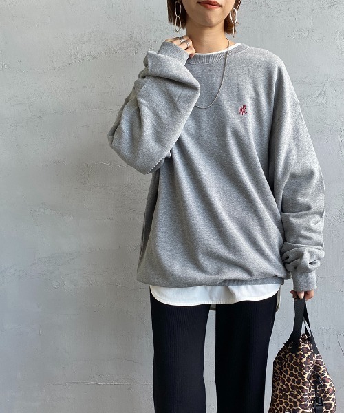 Gramicci（グラミチ）の「[GRAMICCI/グラミチ] ワンポイントロゴスウェット（スウェット・レディース・オートミール/ブラック/ヘザーグレー・M/XL/L）」の2枚目の写真